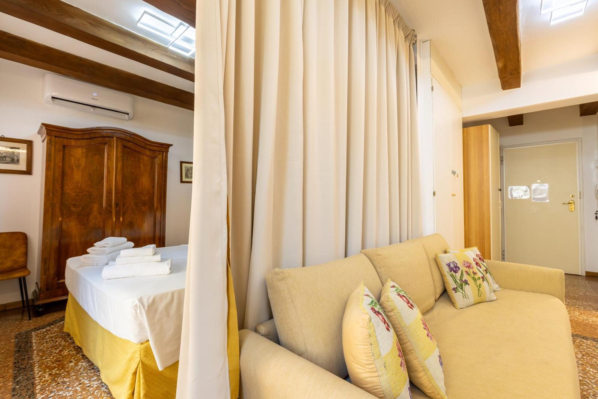 Frassinago Deluxe Suites-Bolognarooms Экстерьер фото