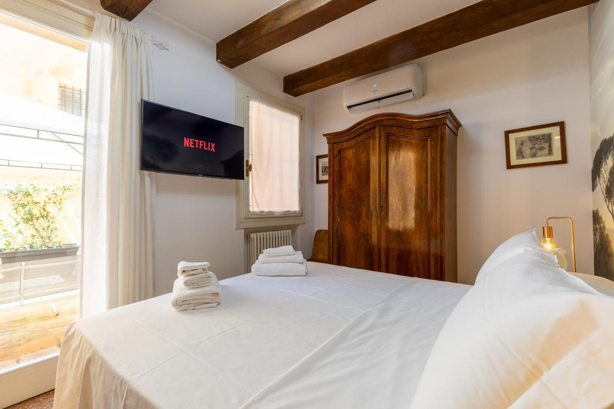 Frassinago Deluxe Suites-Bolognarooms Экстерьер фото