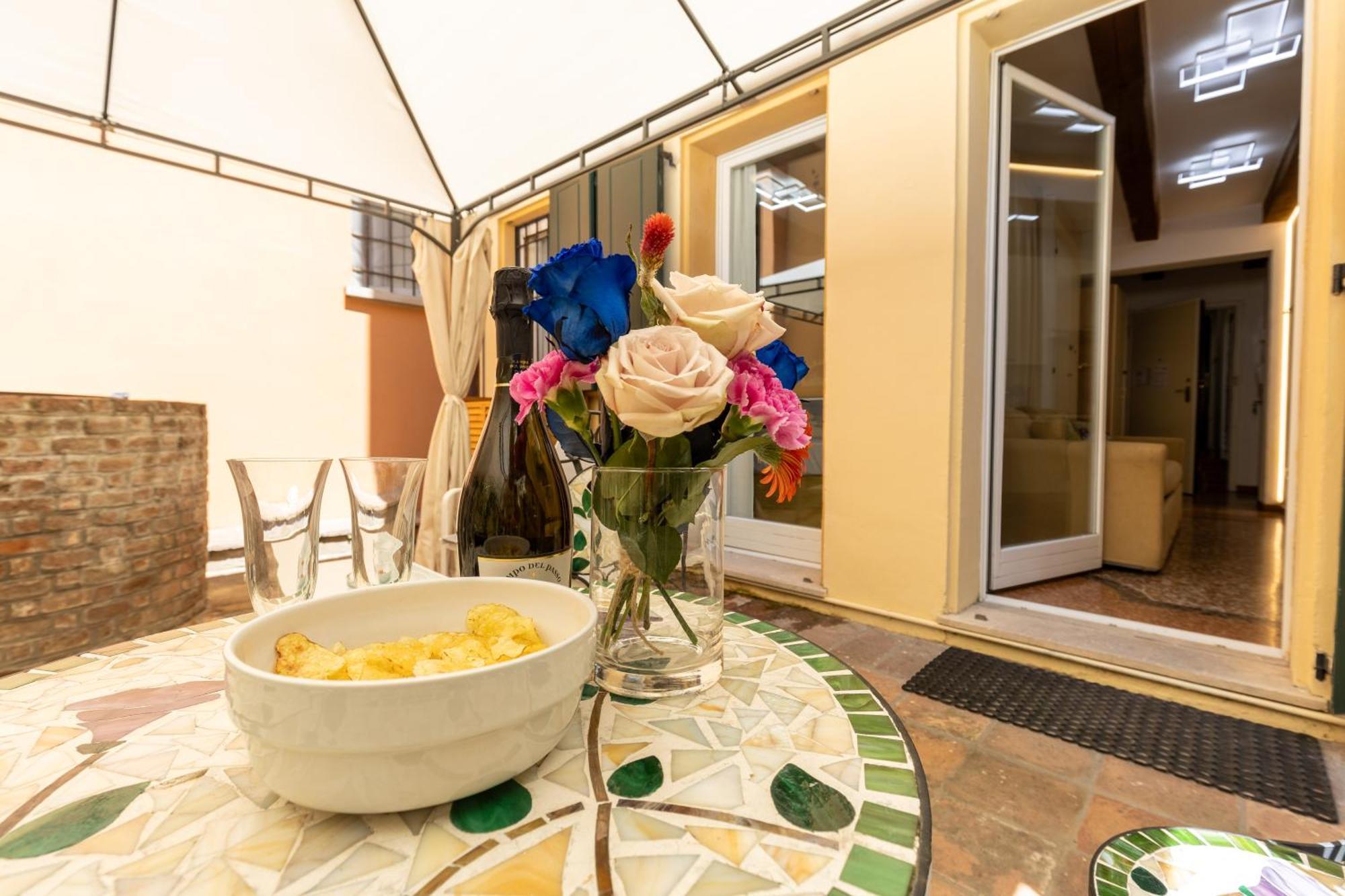 Frassinago Deluxe Suites-Bolognarooms Экстерьер фото