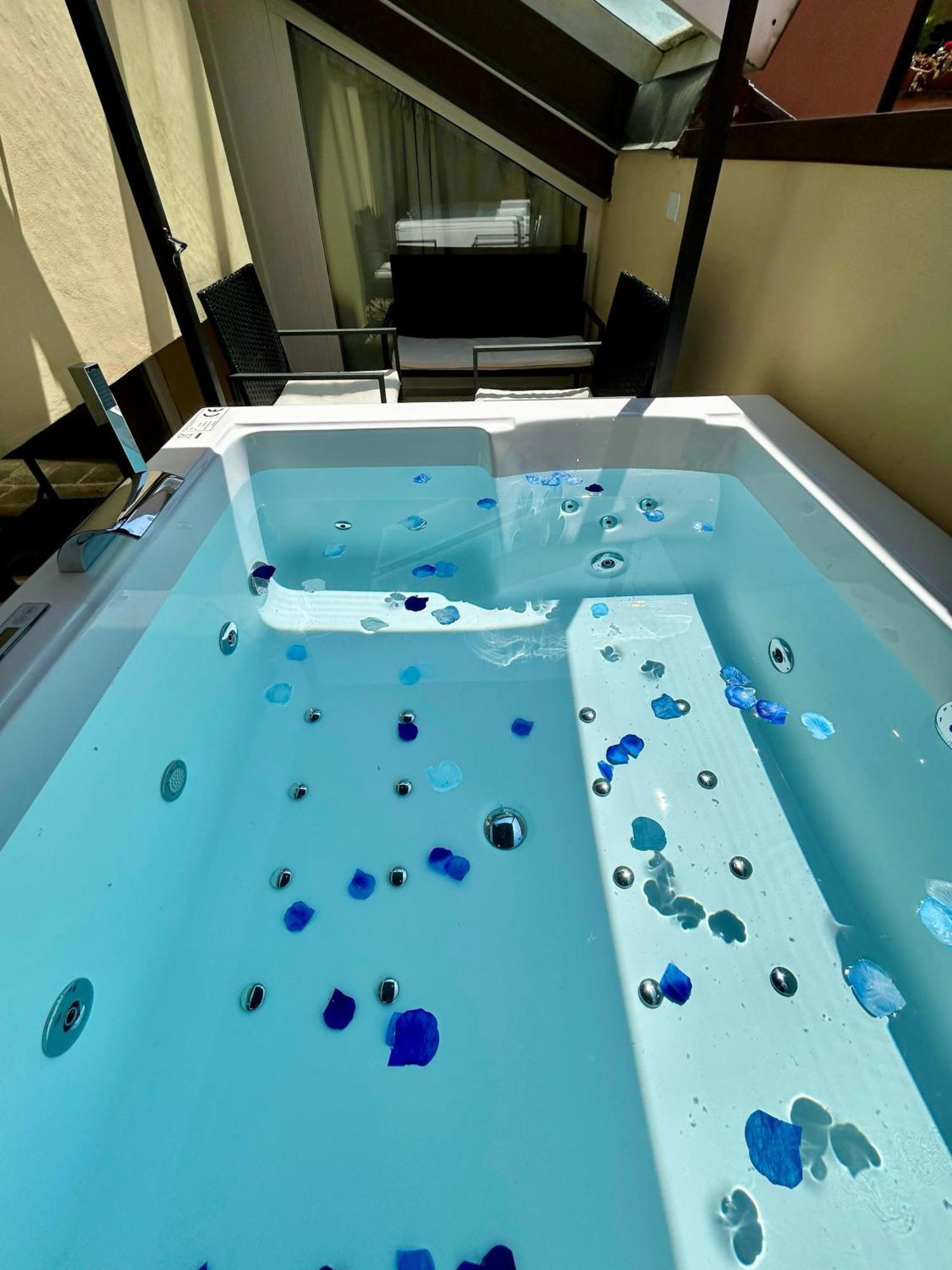 Frassinago Deluxe Suites-Bolognarooms Экстерьер фото