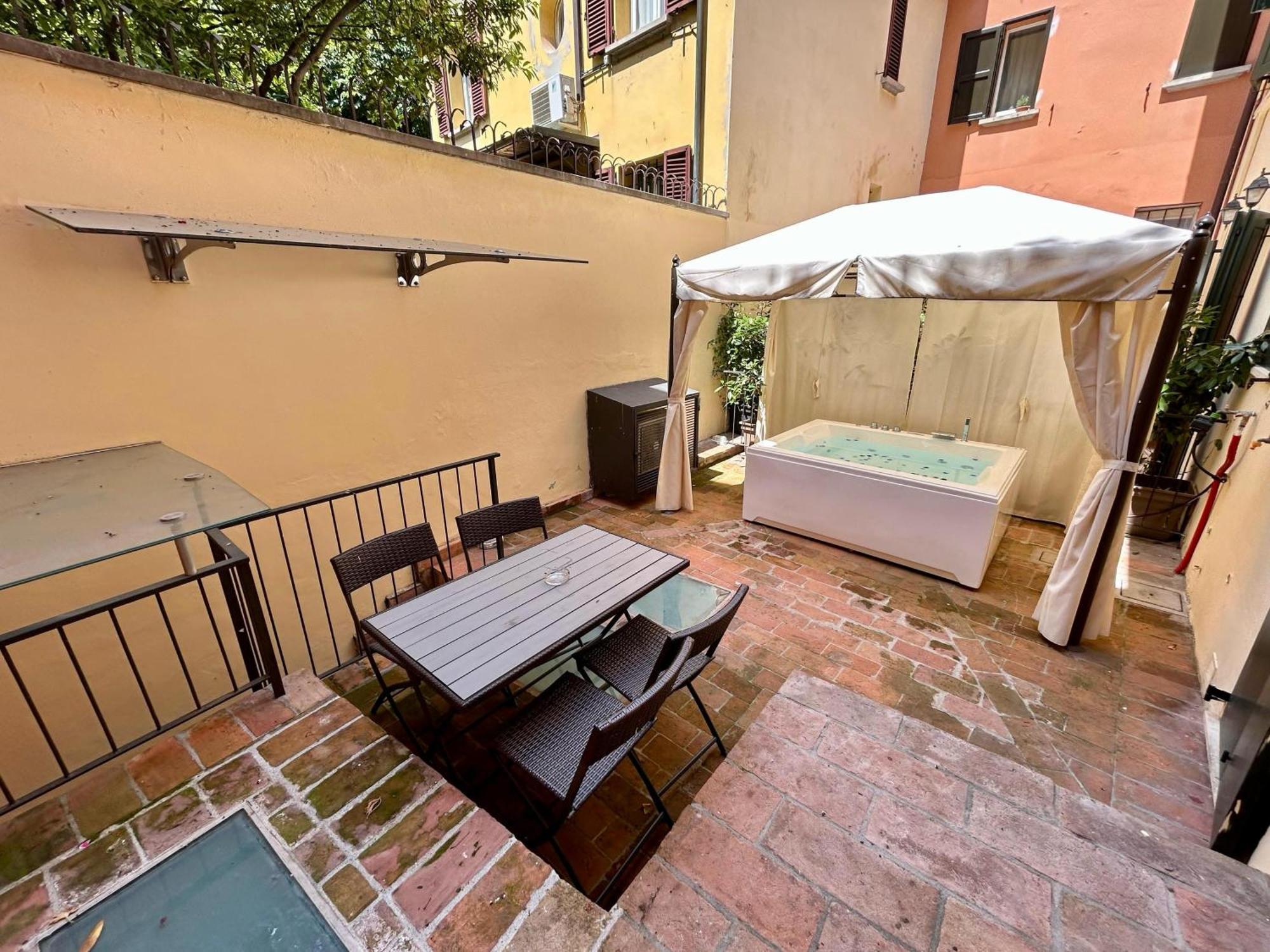 Frassinago Deluxe Suites-Bolognarooms Экстерьер фото
