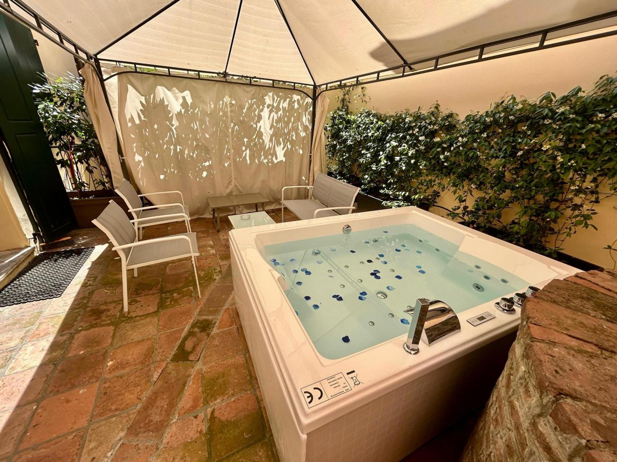 Frassinago Deluxe Suites-Bolognarooms Экстерьер фото